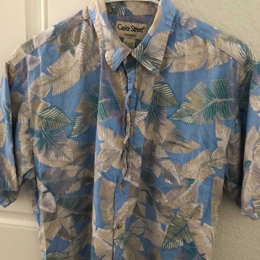 Cookie street button down